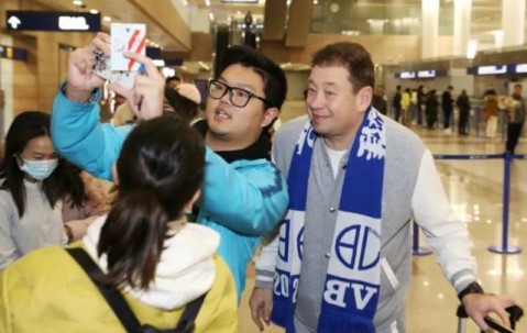 世俱杯买球APP-申花新帅：执教申花任务艰巨 像涅波那样证明自己