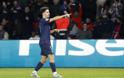 世俱杯买球APP-维蒂尼亚对阵葡体带球推进46次，创造本赛季欧冠单场纪录