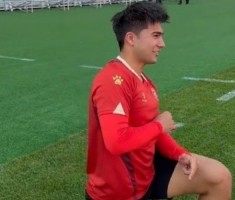 辽宁铁人后卫希尔扎提：距离复出还有一周，踢不了比赛也挺着急